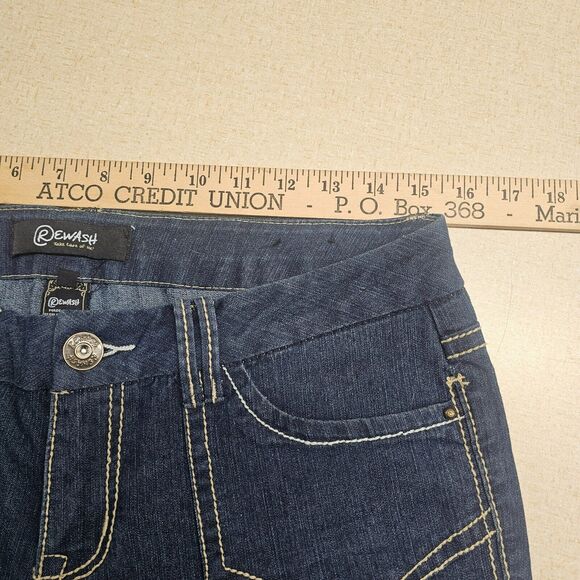 Y2K 90s Rewash Jean Shorts Size 9 Bermuda Y2K School Dark Wash Normcore - Picture 2 of 5